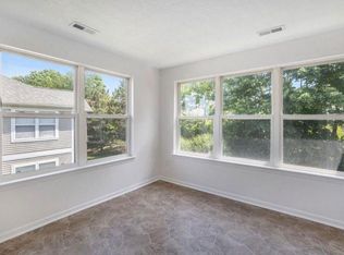 1111 Heatherwood Ln #1111, Ann Arbor, MI 48108