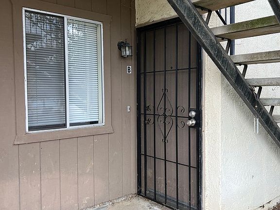 3rd image of 4700 Columbus St APT B