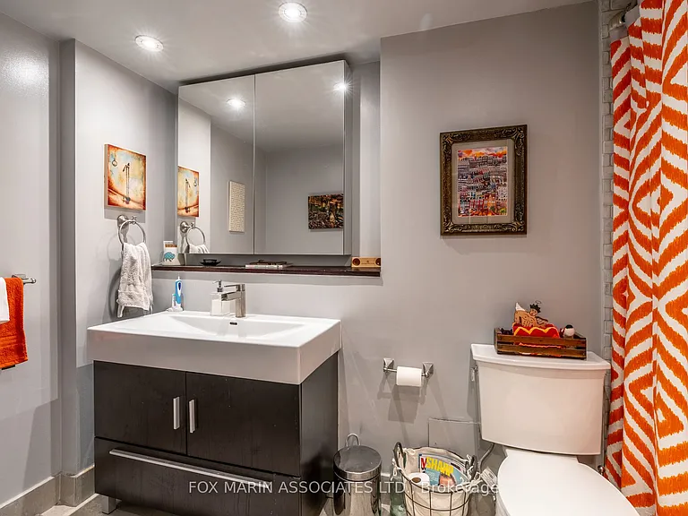 256 Jarvis St #10D — Photo 22