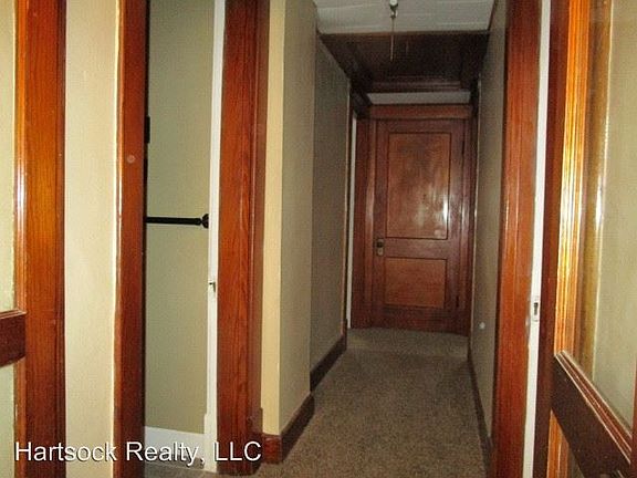 5th image of 919 Leland Ave