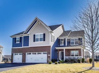 13671 Amelia Dr, Lemont, IL 60439