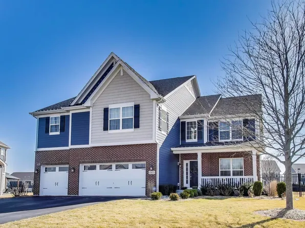 13671 Amelia Dr, Lemont, IL 60439