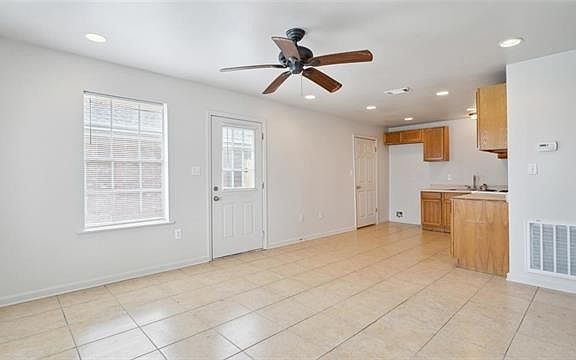 2nd image of 3324 Shangri La Dr