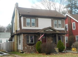 2570 Whitelaw St, Cuyahoga Falls, OH 44221