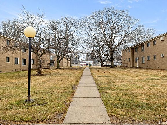 3rd image of 26305 W Seven Mile Rd APT 101