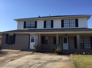 805 Champagne Dr, Kenner, LA 70065