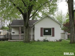 1132 W Sturgeon Ln, Chillicothe, IL 61523