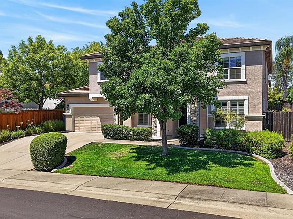 3rd image of 2519 Parkcrest Way