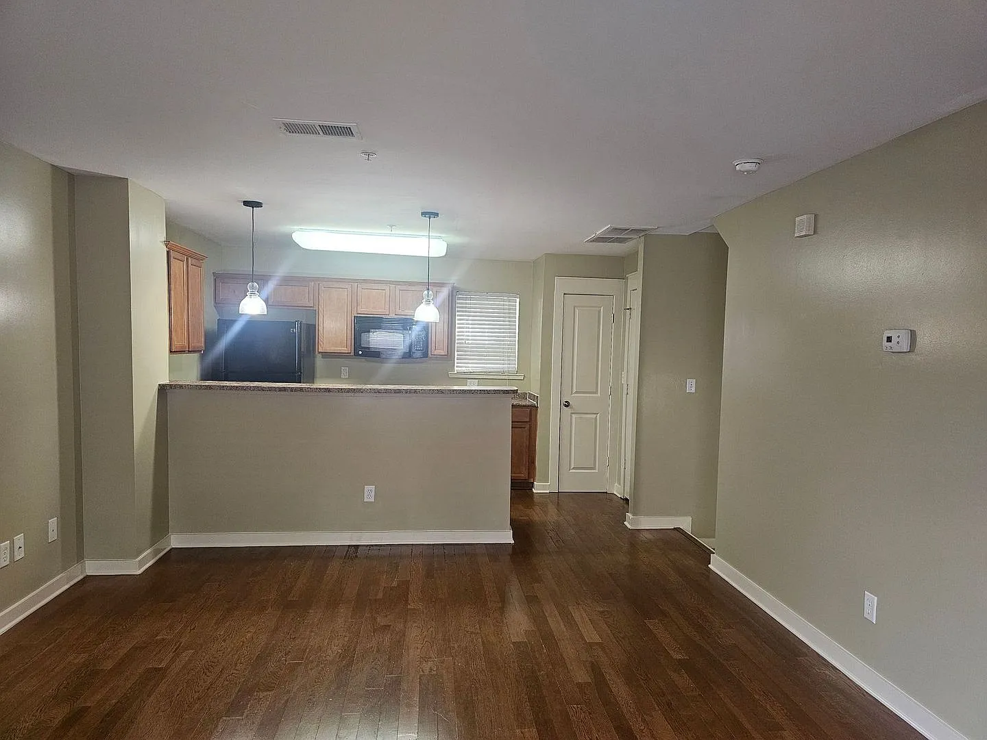 1679 Parktown Place — Photo 2