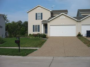 616 New Hampton Dr, Wentzville, MO