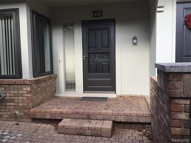1st image of 6004 Pebble Lane Ct #1