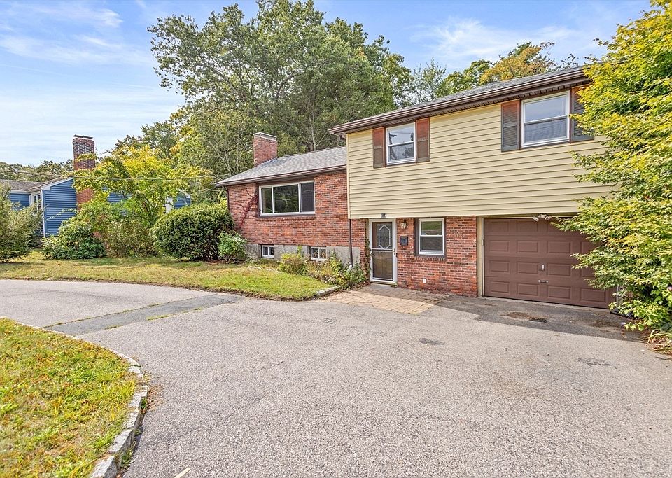 1st image of 618 Nahatan St