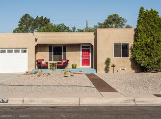 309 Manzano St NE, Albuquerque, NM 87108
