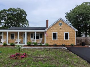 22 Holly Ln, South Yarmouth, MA 02664