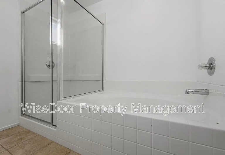 1087 Waterfall Way — Photo 44