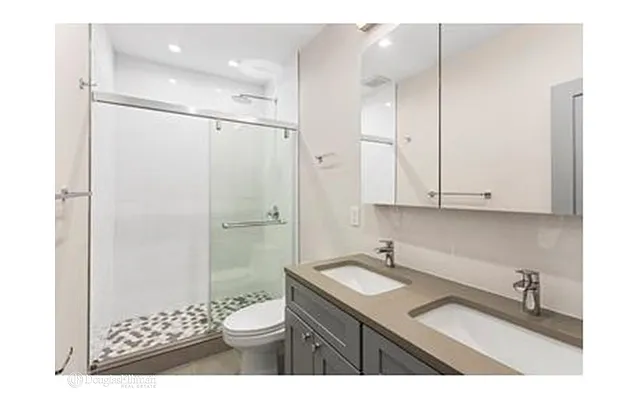 Rented by Douglas Elliman | media 21