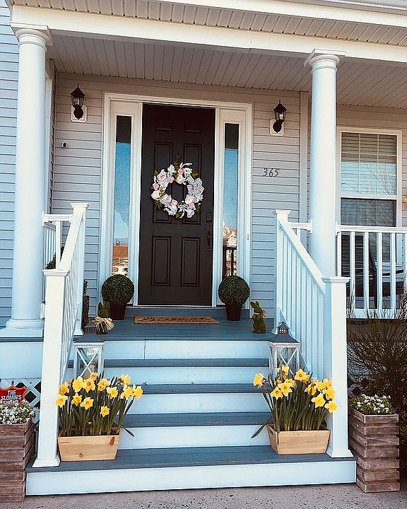1st image of 365 Hopedale Dr SE