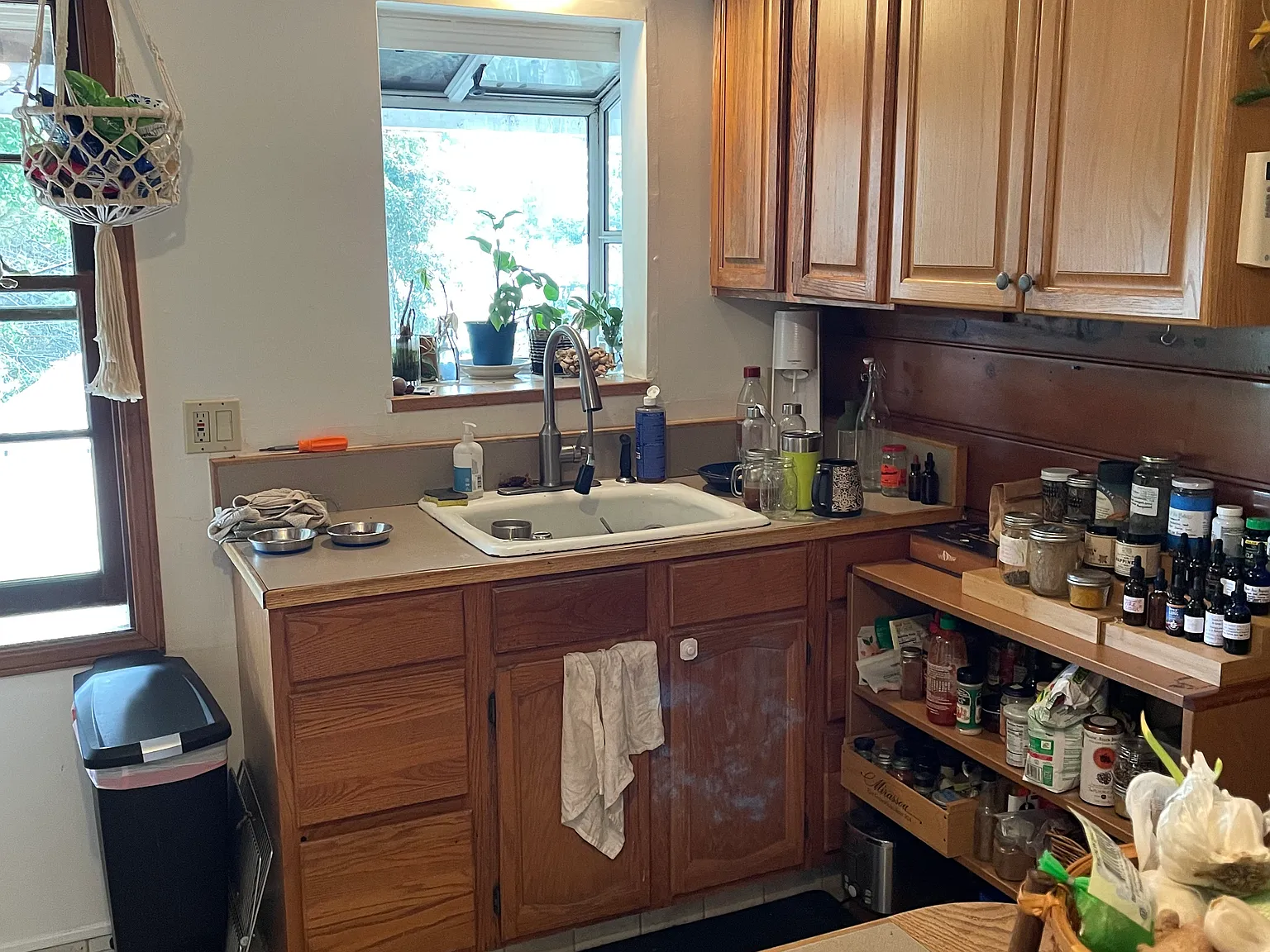 2 bed, 750 sqft, $2,595 — Photo 3