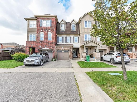 4th image of 6 Ventura Ave #2
