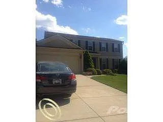 318 Whitney Dr photo 1