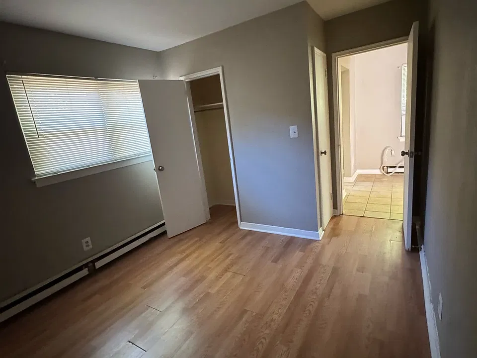 3301 Navajo Dr #4