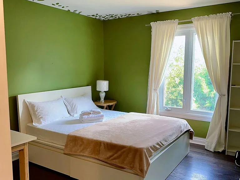 11 Rae Cres — Photo 11