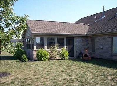 3rd image of 960 Brookmere Ave