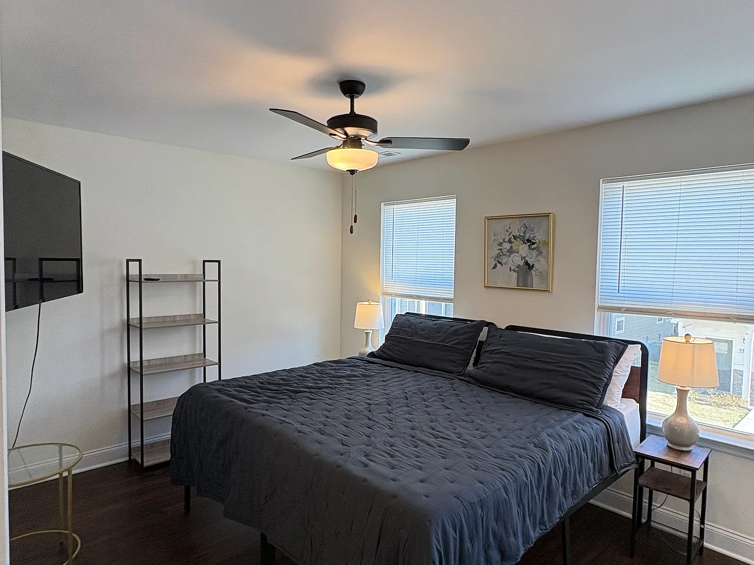 3 bed, 2.5 bath, 1242 sqft, $2,200 — Photo 4