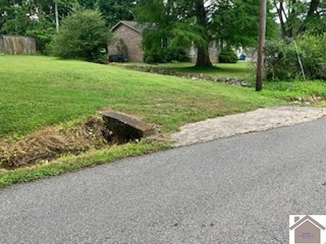 2nd image of 70 Road St