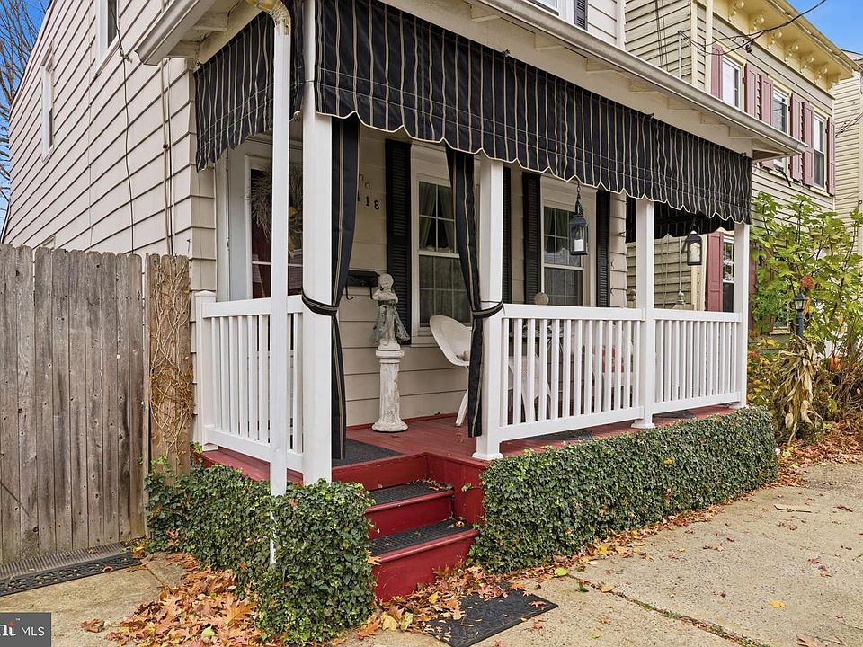 1st image of 418 Willow St