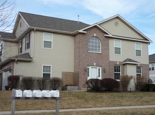 281A Bent Grass Cir, Dekalb, IL 60115