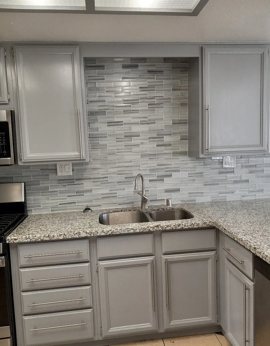 3 bed, 1036 sqft, $3,250 — Photo 3