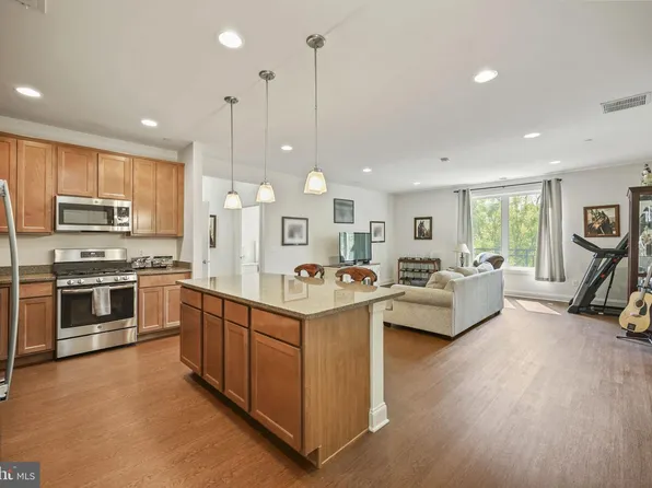 2346 Route 33 #202, Trenton, NJ 08691