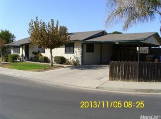 1090 9th St, Mendota, CA 93640