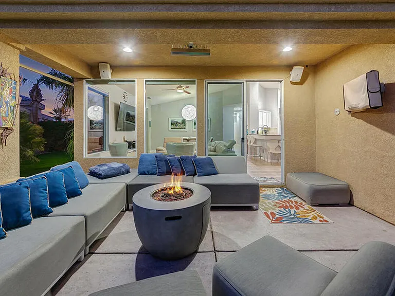 67361 N Laguna Dr — Photo 25