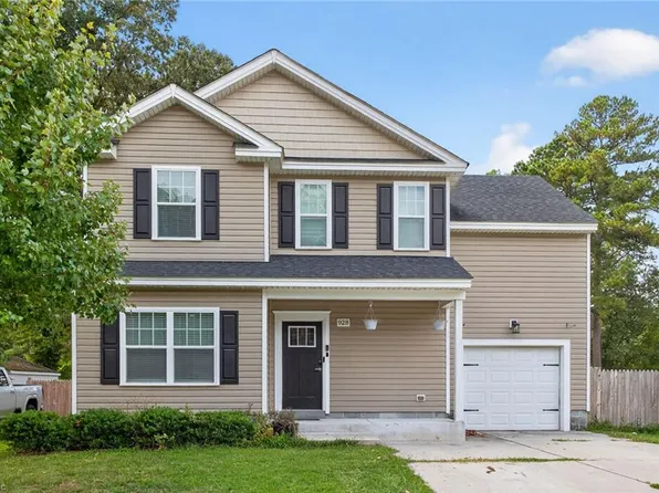 928 Michael Dr, Chesapeake, VA 23323