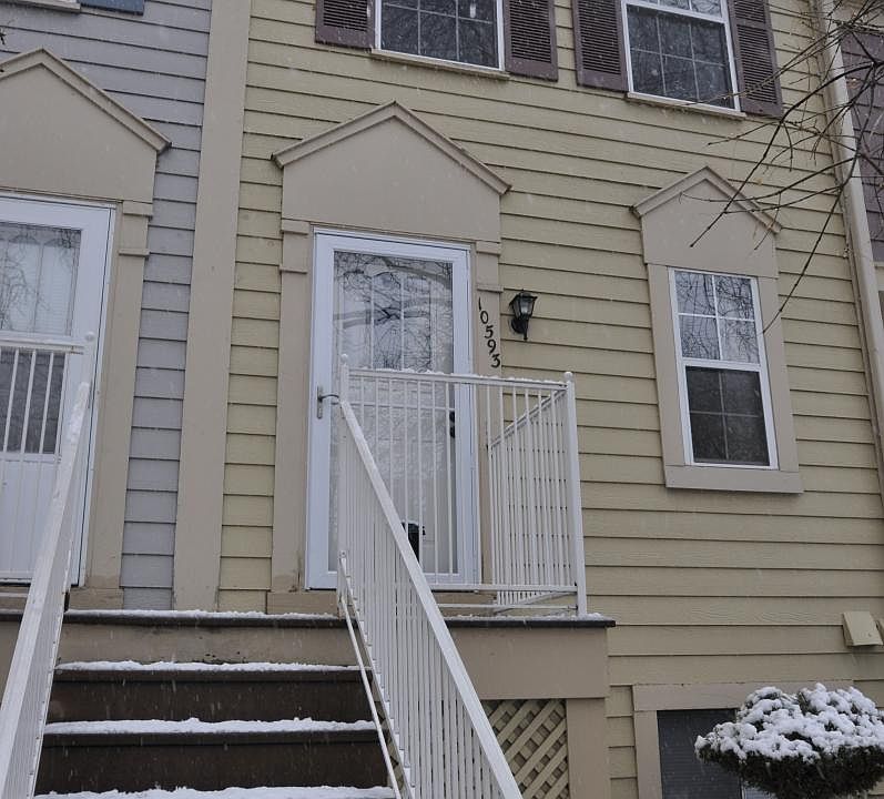 1st image of 10593 W Dartmouth Ave
