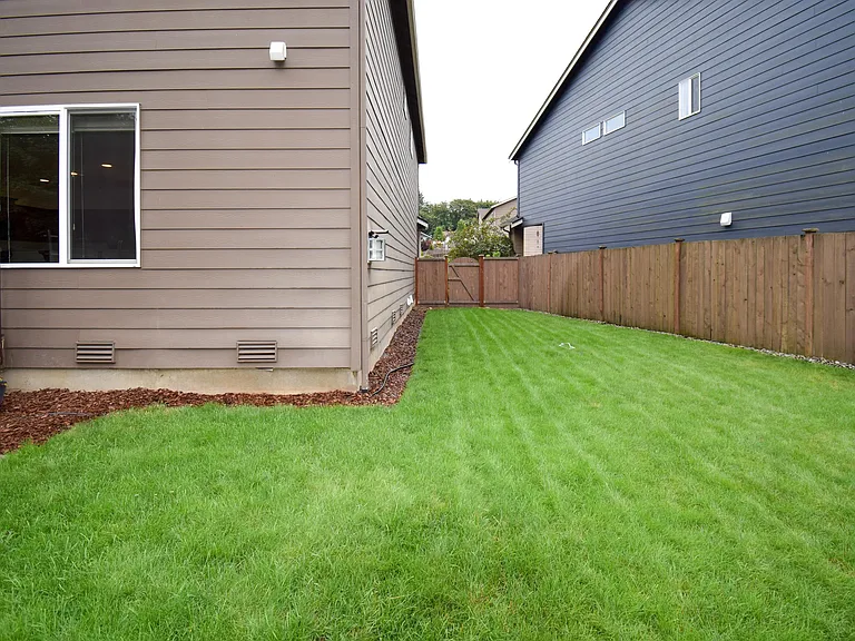 4721 Joppa St SW — Photo 37