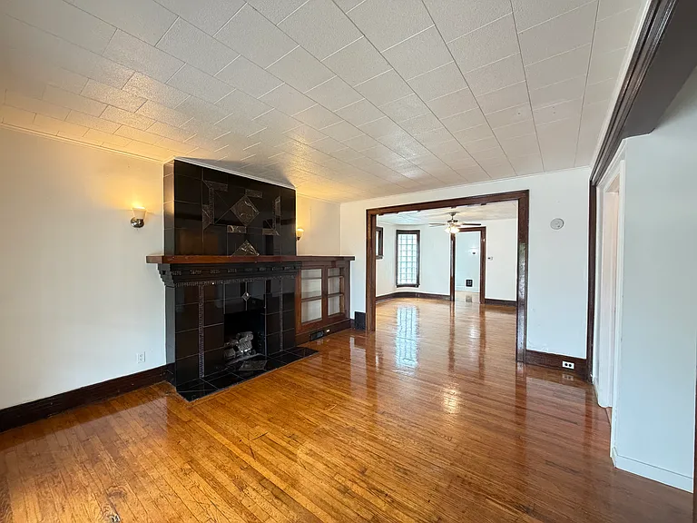 1080 Elmwood Ave #1 — Photo 5