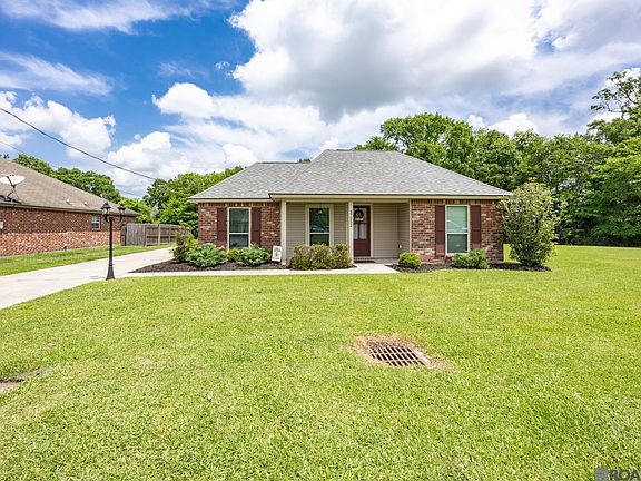 2nd image of 37552 Parkbrook Dr