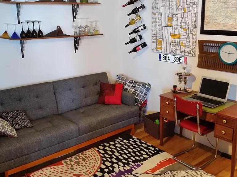 Extra space for office, den or 2nd bedroom