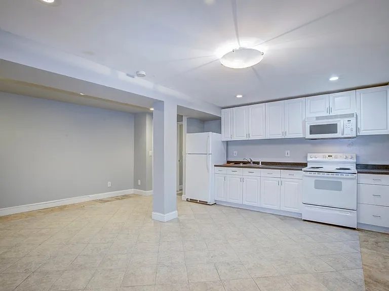 3414 Warder St NW #BASEMENT — Photo 2