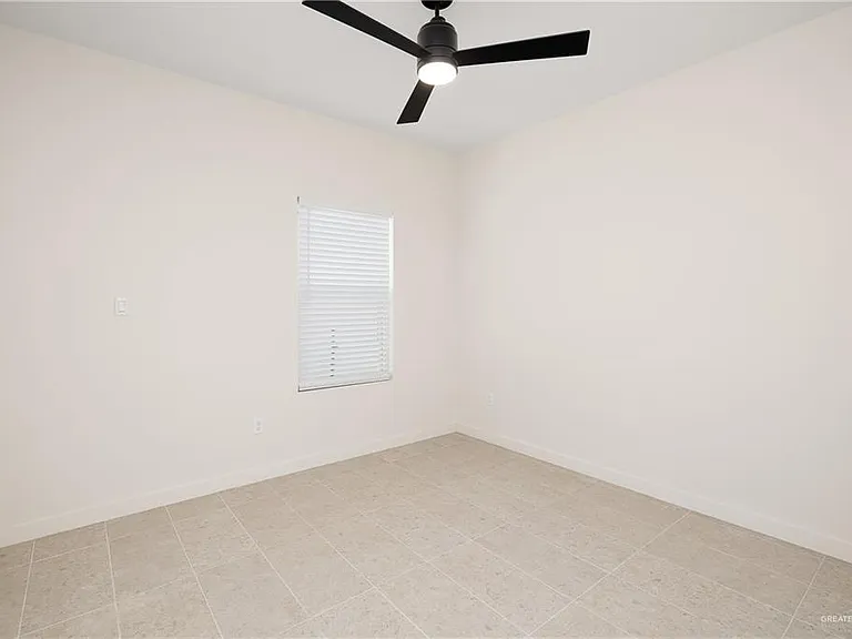 11501 N 25th St #1 — Photo 10