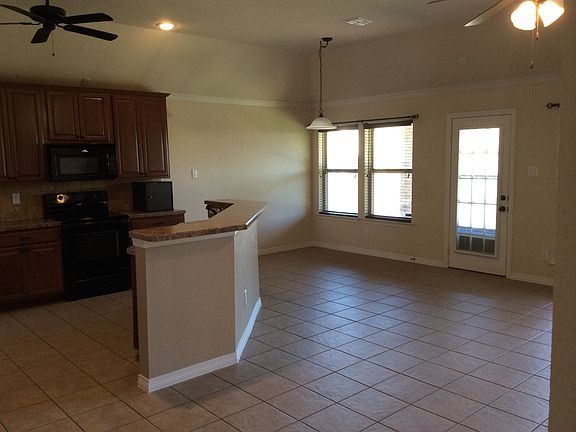 3rd image of 2221 Whitney Dr