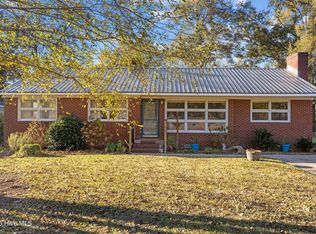 3222 North Contentnea Street, Farmville, NC 27828