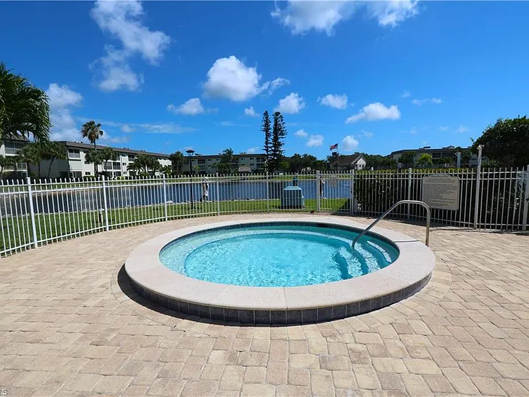 1004 Manatee Rd #H202 — Photo 25