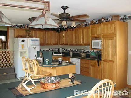 Kitchen : Oversized kitchen - all applicances included with sale of home