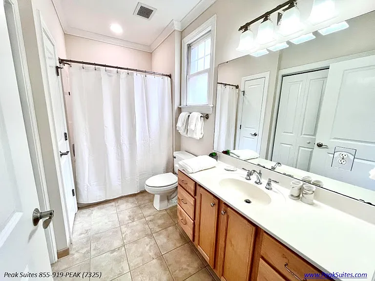 201 Finsbury St #103 — Photo 12