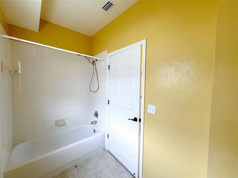 8436 SW 77th Ave — Photo 17