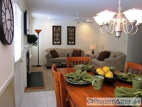 5th image of 36 Sequoia Dr
